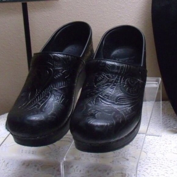 Dansko Slip On Platform Clogs Black Leather Nursing Comfort Shoes US 7.5-8 EU 38 - Picture 14 of 14